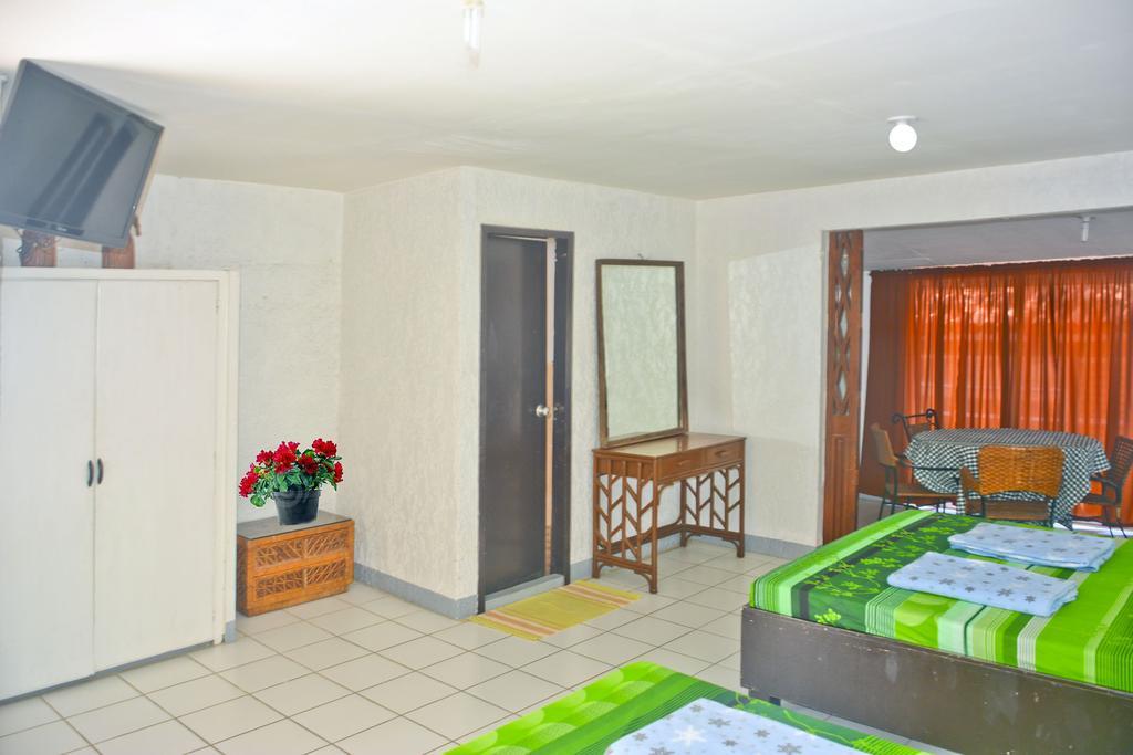 Isla Bonita Beach Resort San Juan  Bilik gambar